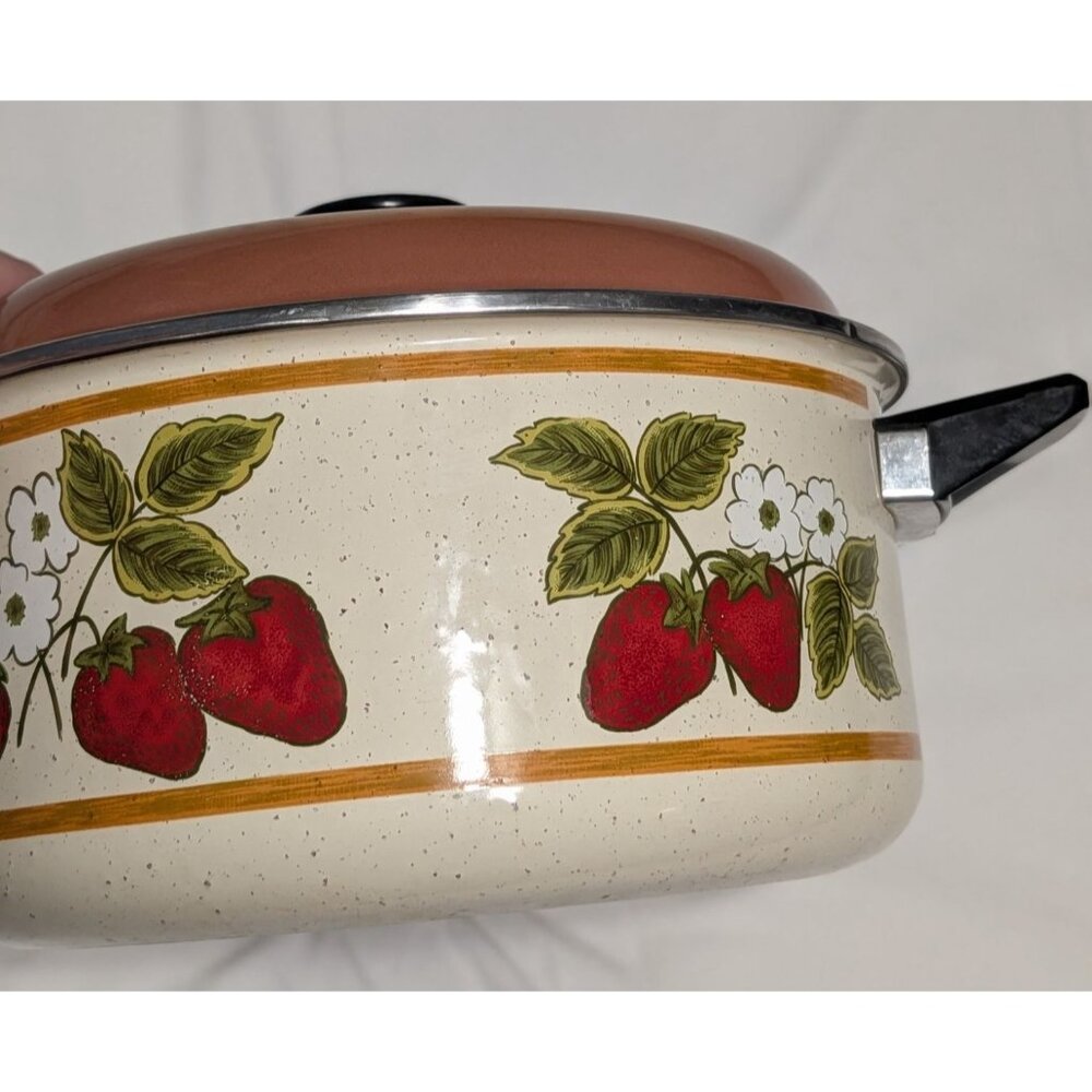 Strawberry Enamel Stew Pot Lid 6 Quart Yellow White Retro Cookware Vintage - Picture 4 of 16